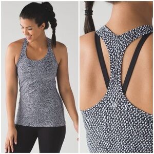 LULULEMON - Cool Racerback II - scatter star Arctic grey Black. Luon light